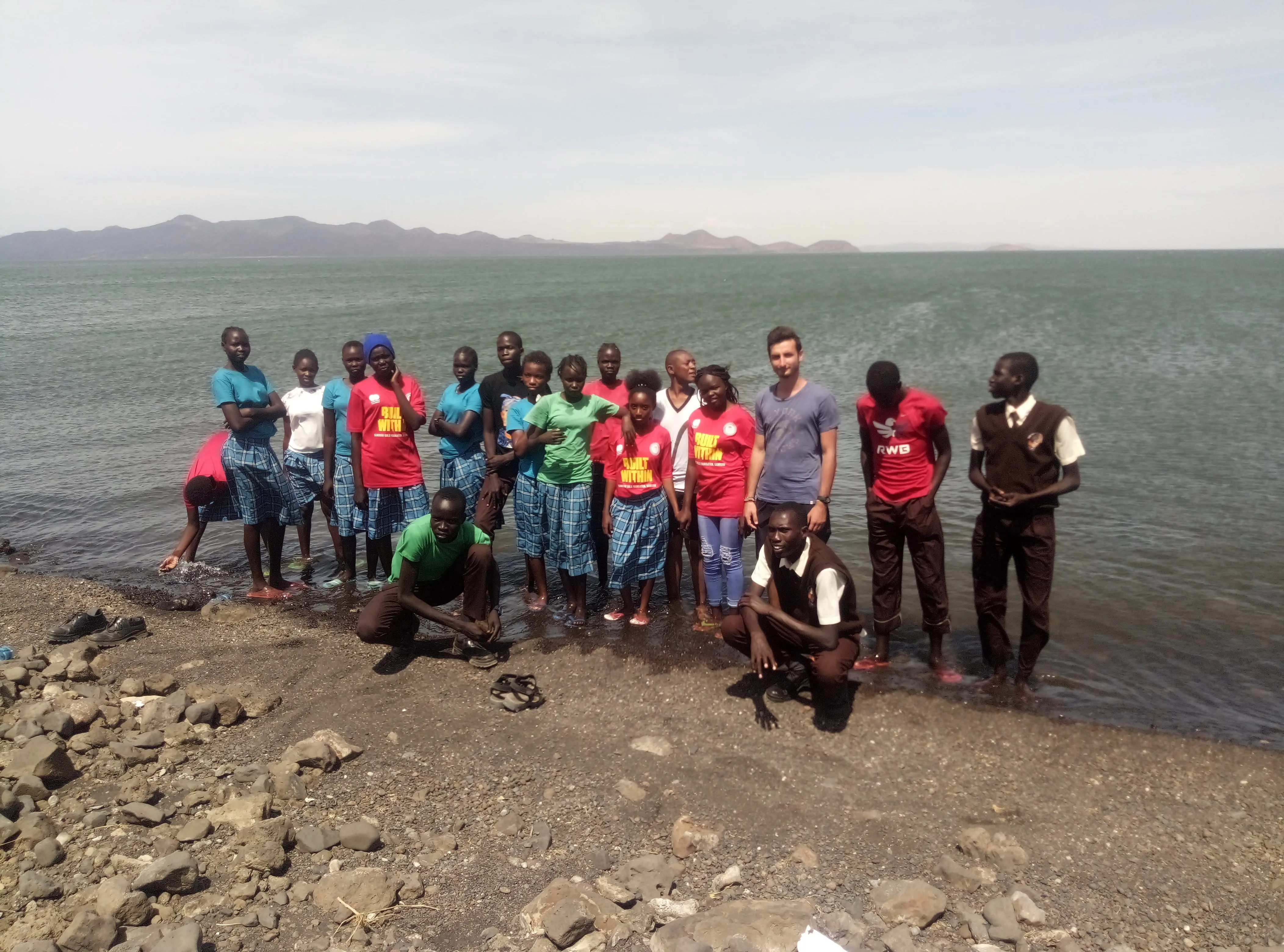 Die geförderten Studierenden auf einem Ausflug zum Turkana-See, 2021.